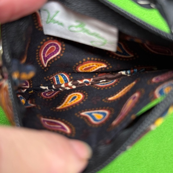 2 Vera Bradley hipster hippy crossbody bags and one wristlet - Picture 12 of 13